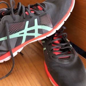 Like new ASICS